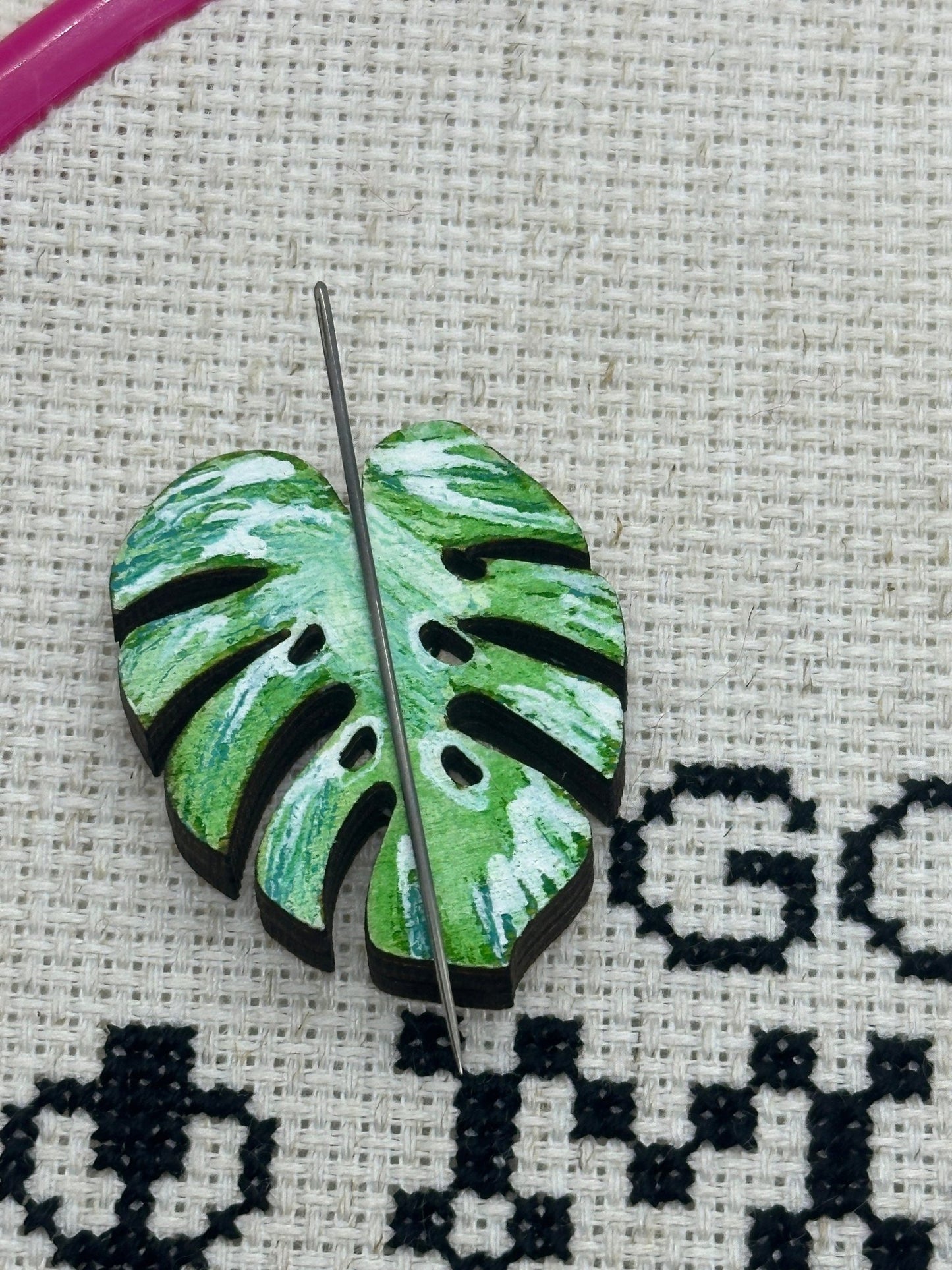 Monstera Leaf Needle Minder - Embroidery | Cross Stitch | Needlepoint | Sewing - Obscurious Creations